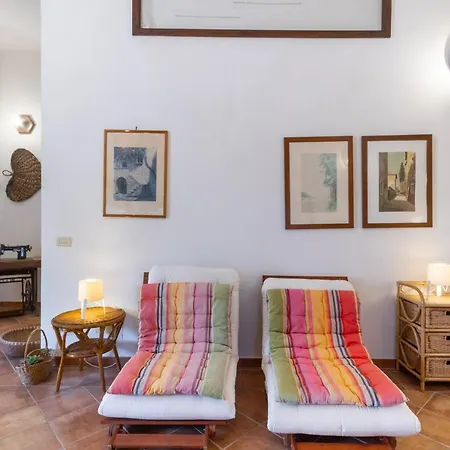 Salento 4 Stars - White * Squinzano