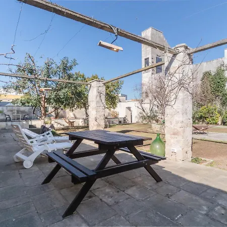 Salento 4 Stars - White * Squinzano