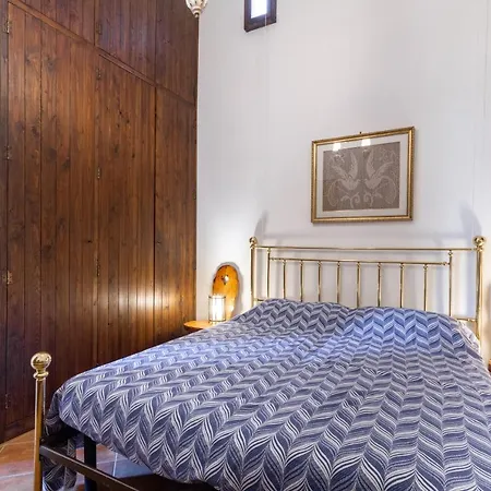 Salento 4 Stars - White * Squinzano